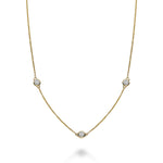 Collier à diamants.