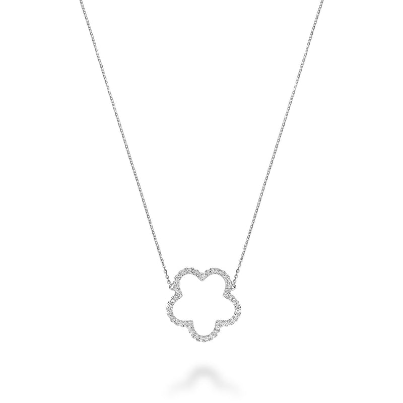 Collier à diamants.