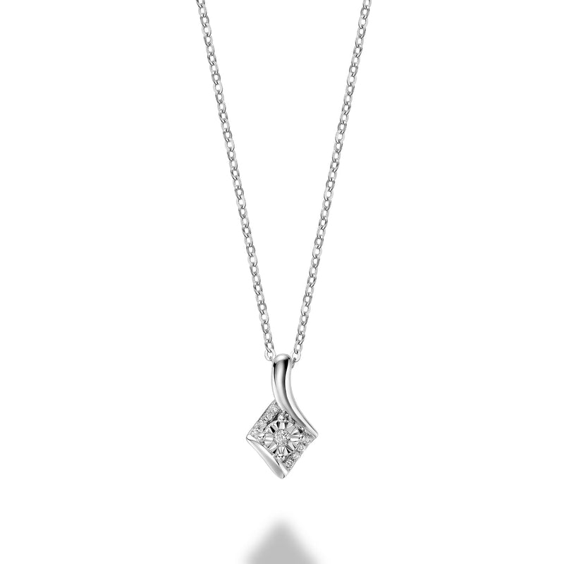 Collier a diamants.
