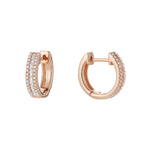 Boucles d'oreilles type huggies.