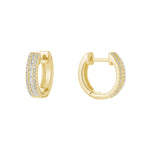 Boucles d'oreilles type huggies.